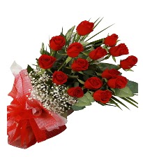 15 kırmızı gül buketi sevgiliye özel  Muğla çiçek siparişi vermek 