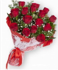 11 adet kırmızı gül buketi  Muğla İnternetten çiçek siparişi 