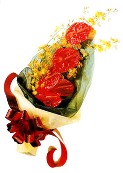 özel 5 adet antorium buketi   Muğla çiçek siparişi vermek 